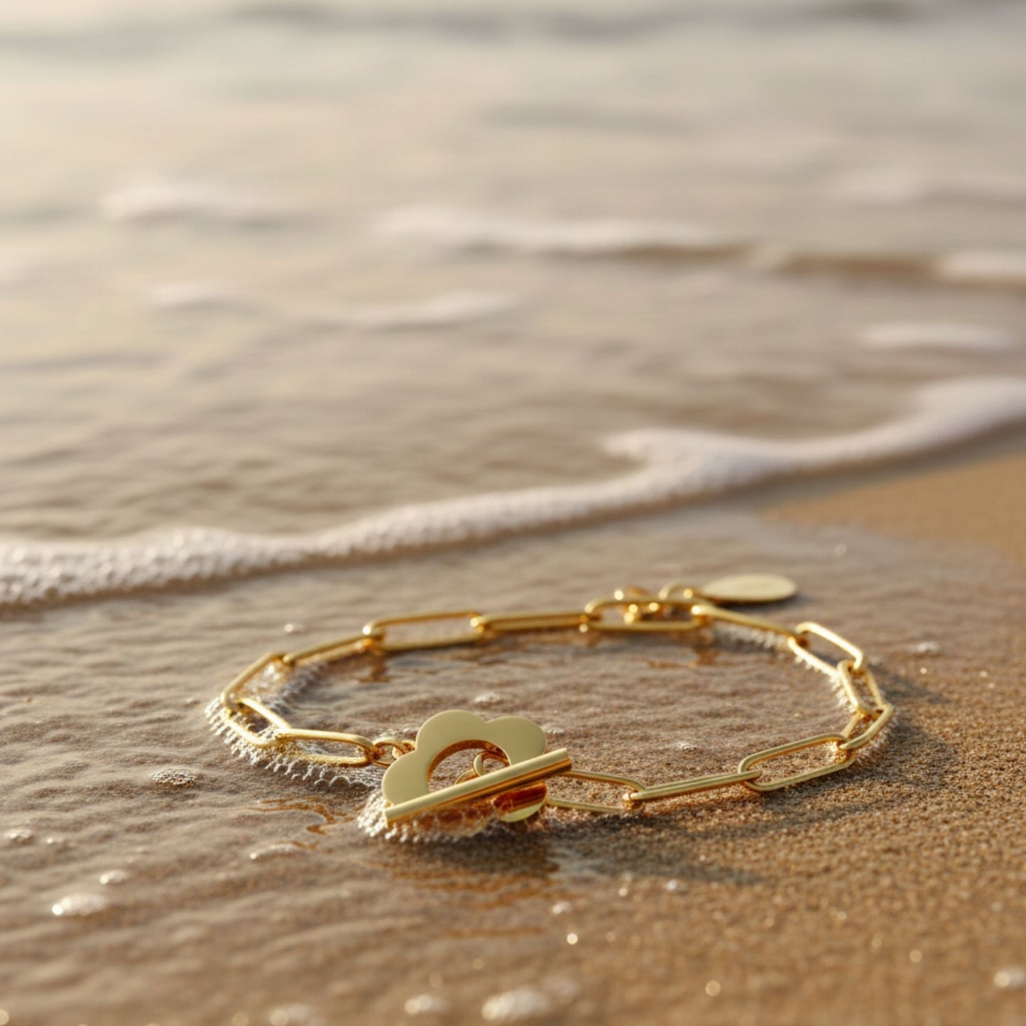 LUXERA Flower Chain Bracelet – Waterproof Gold-Plated Steel